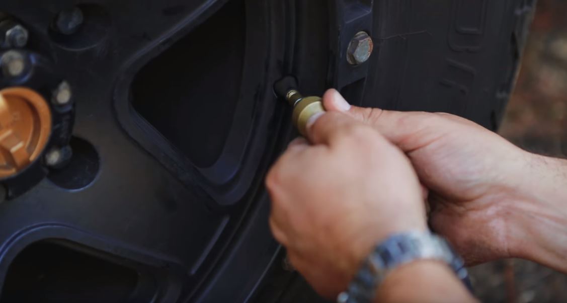 How to use your brand new Kwiky Tyre Deflator - image Capture-21 on https://news.emgcloud.net/news