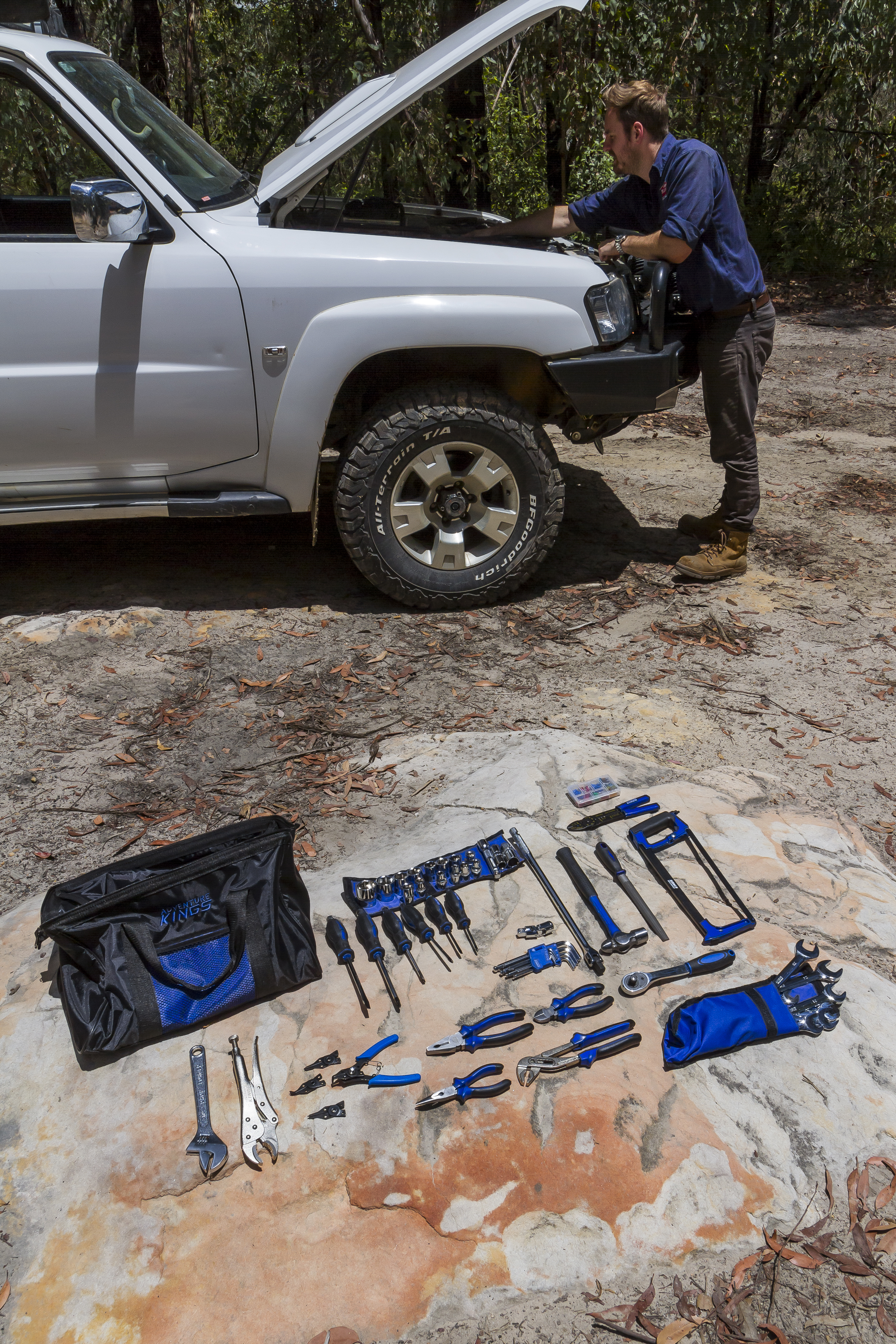 Get your camp setup properly on a tight budget! - image 161208-Bush-Mechanic-Tool-Kit-5-of-5 on https://news.emgcloud.net/news