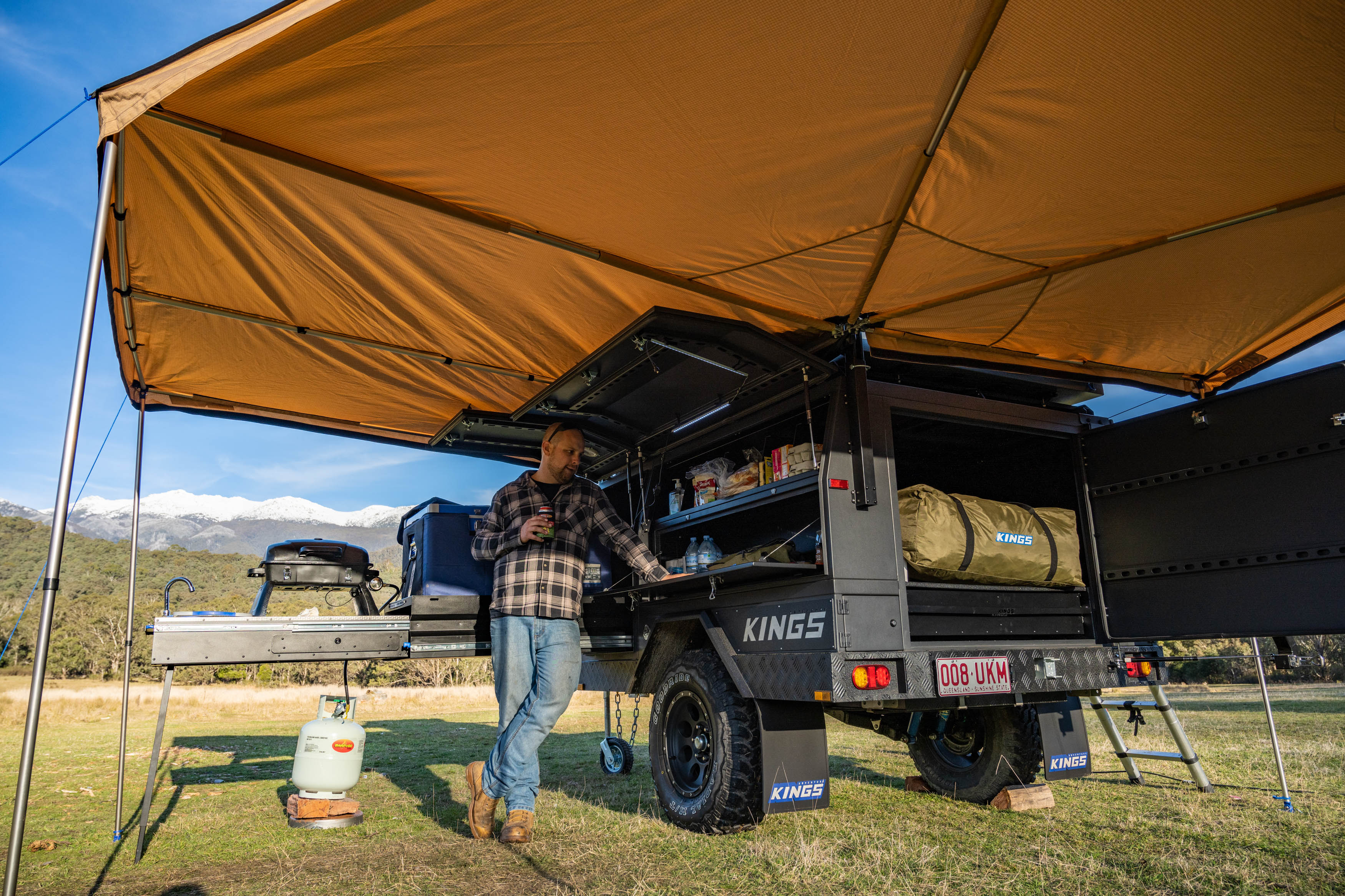 A memorable camper trailer adventure - image 200813-MT1-Camper-Trailer-Snow-Trip-85-of-527 on https://news.emgcloud.net/news